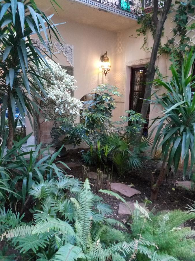 Riad Letchina Fez Exterior photo