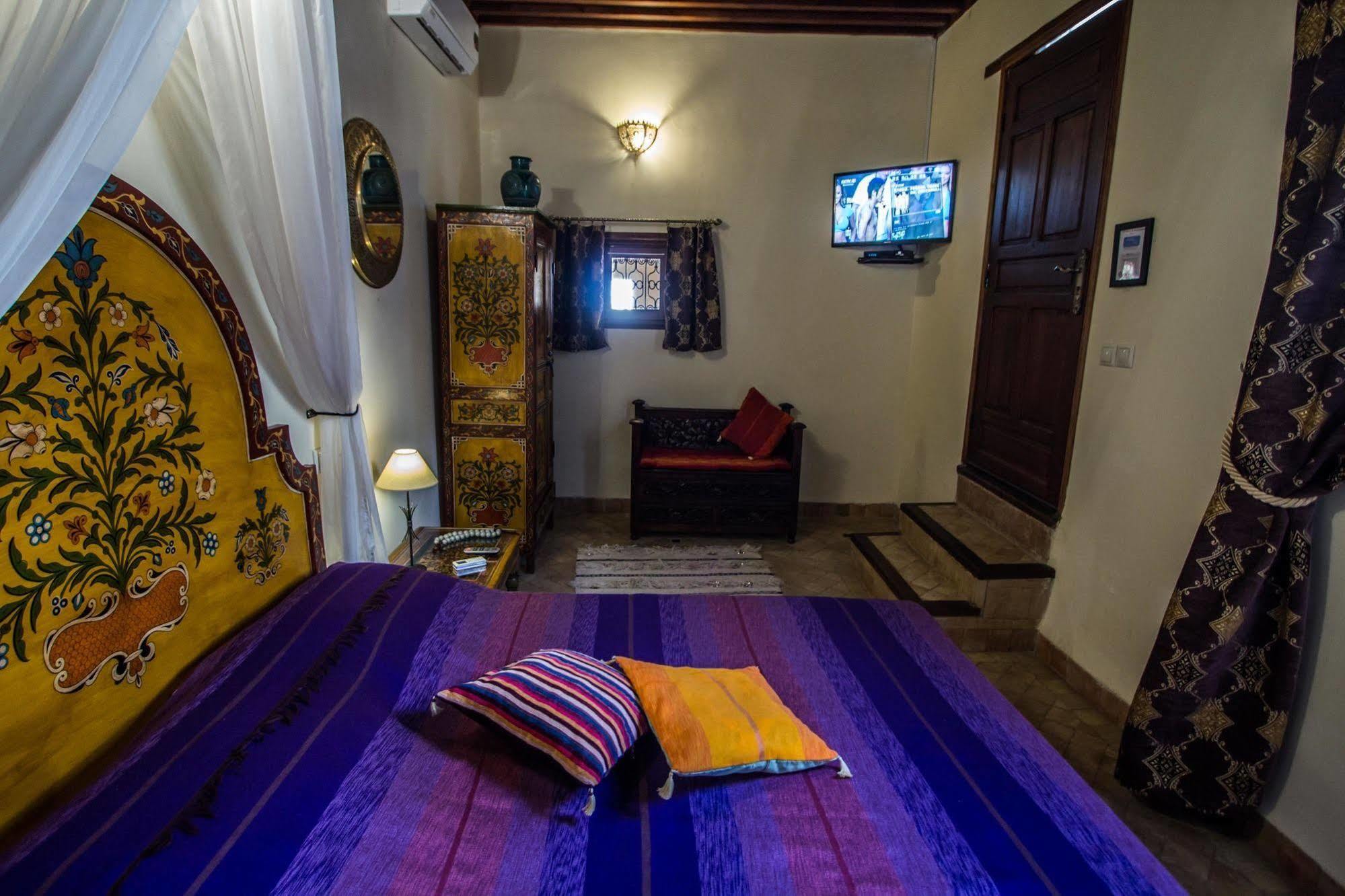 Riad Letchina Fez Exterior photo